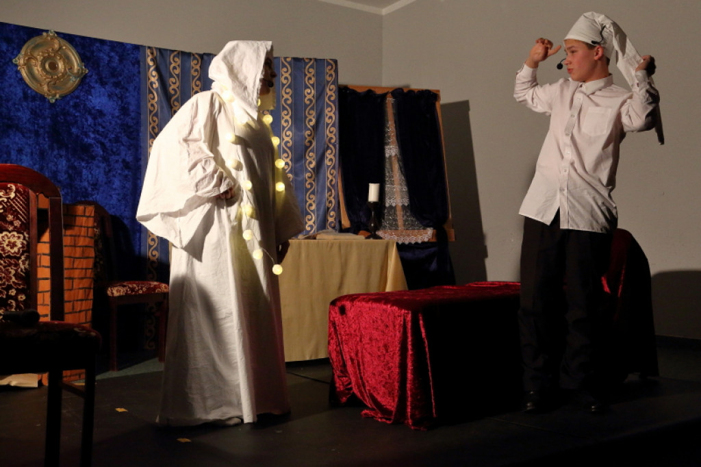 ?Opowieść wigilijna? w szkole w Łubowie