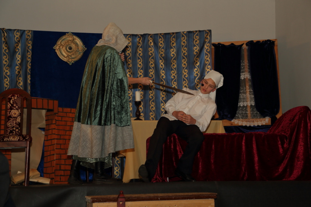 ?Opowieść wigilijna? w szkole w Łubowie