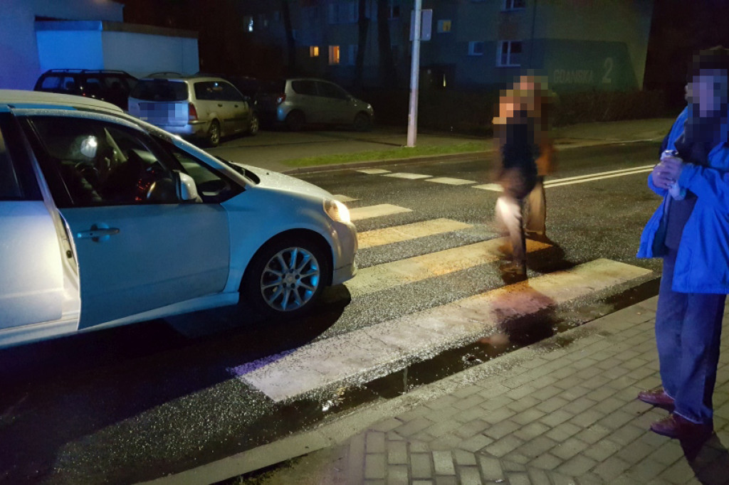 Kobieta potrącona na przejściu dla pieszych