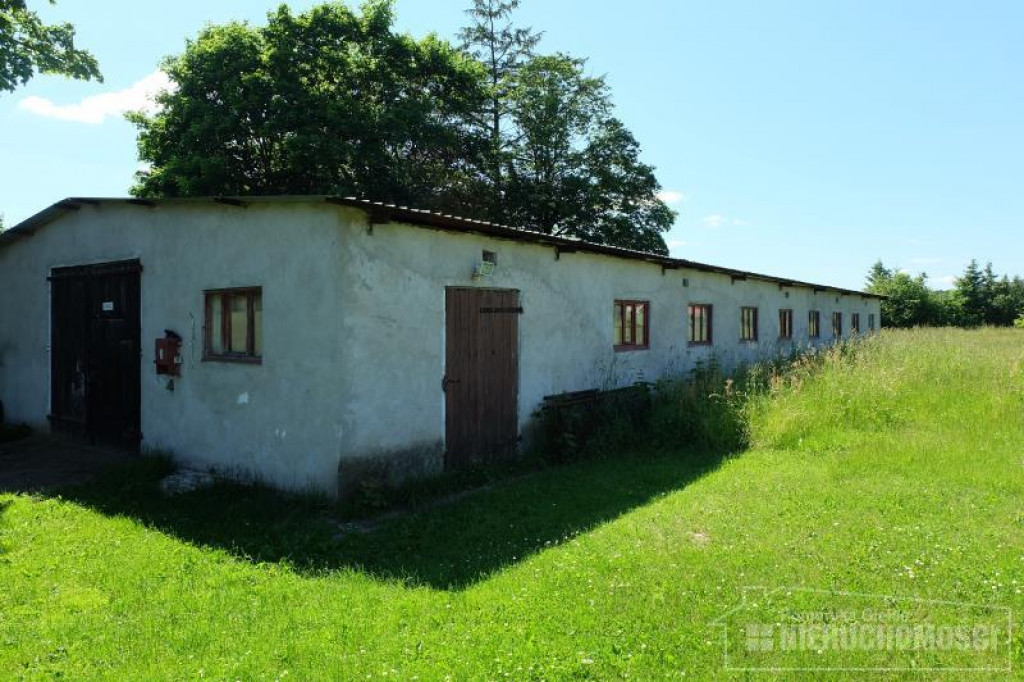 NA SPRZEDAŻ. Tani dom blisko Szczecinka z dużym budynkiem gospodarczym