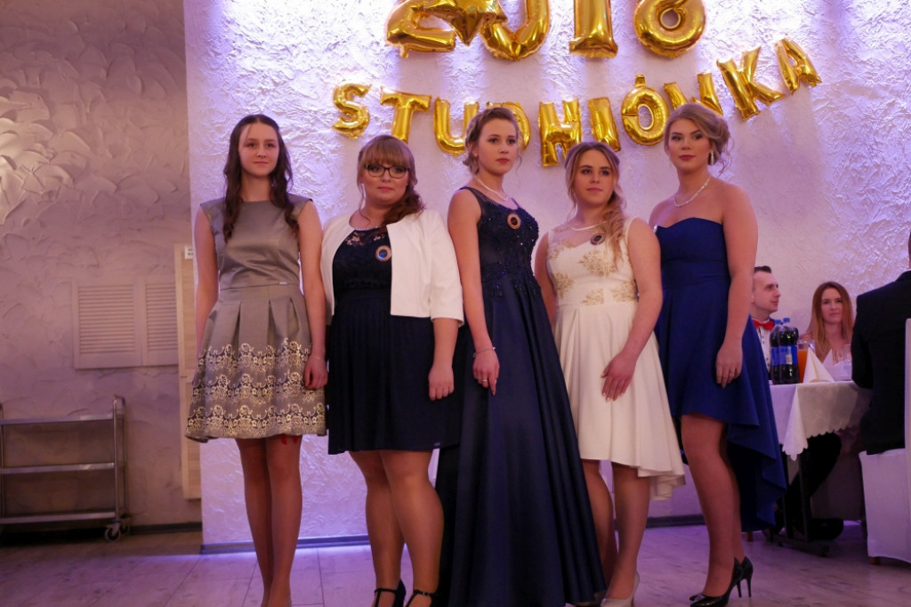 Studniówka 2018 w Szczecinku. ZS nr 6 - rolniczak