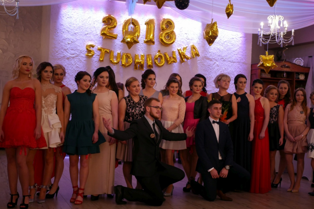 Studniówka 2018 w Szczecinku. ZS nr 6 - rolniczak