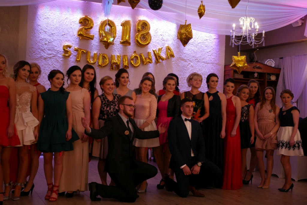 Studniówka 2018 w Szczecinku. ZS nr 6 - rolniczak