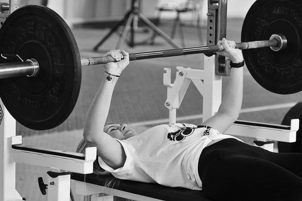 SPORTY SIŁOWE. Wyciskali dla Kruszyny. Udany start Szymona Podolańczyka w Kołobrzegu