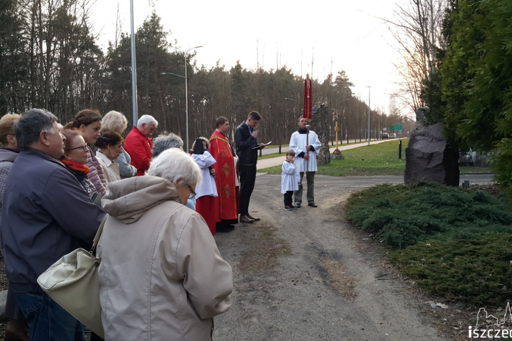 Katyńska Droga Krzyżowa w Szczecinku