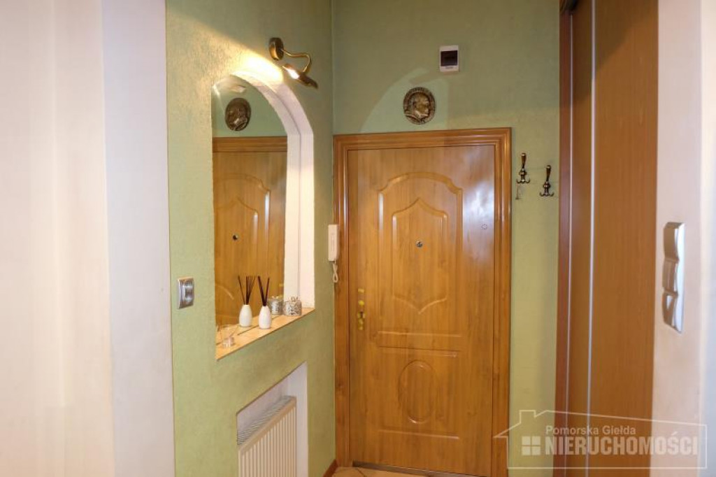 Duża kawalerka w ścisłym centrum na sprzedaż!