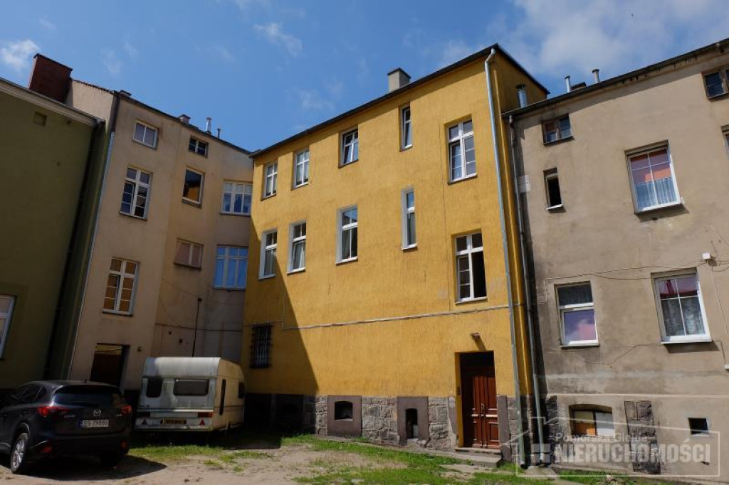 Duża kawalerka w ścisłym centrum na sprzedaż!