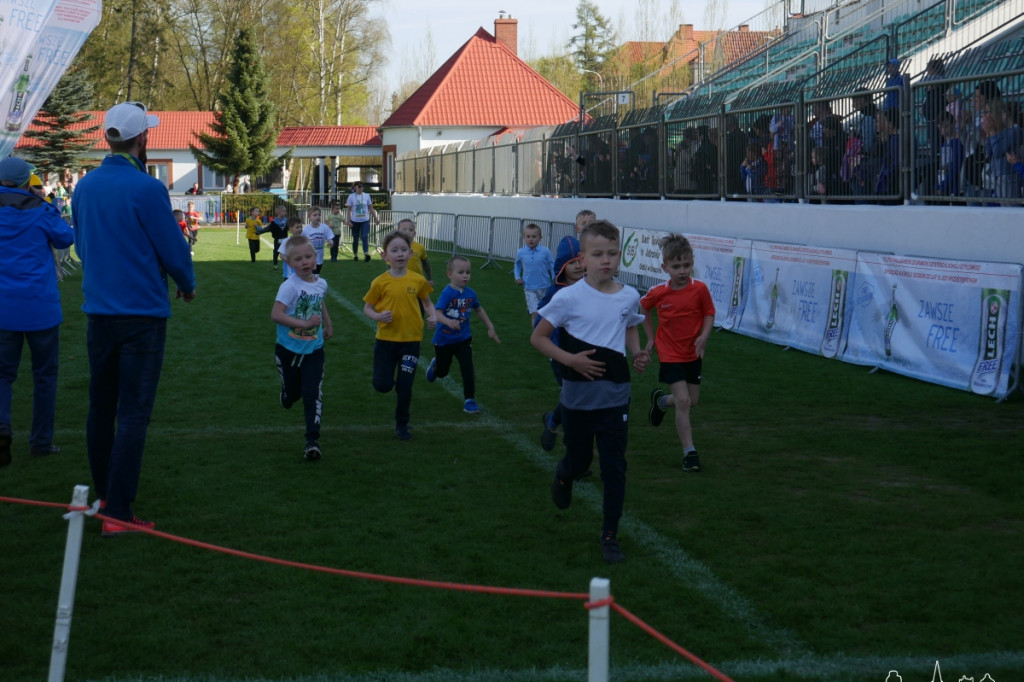 Wystartował 35 Bieg uliczny memoriał Winanda Osińskiego w Szczecinku