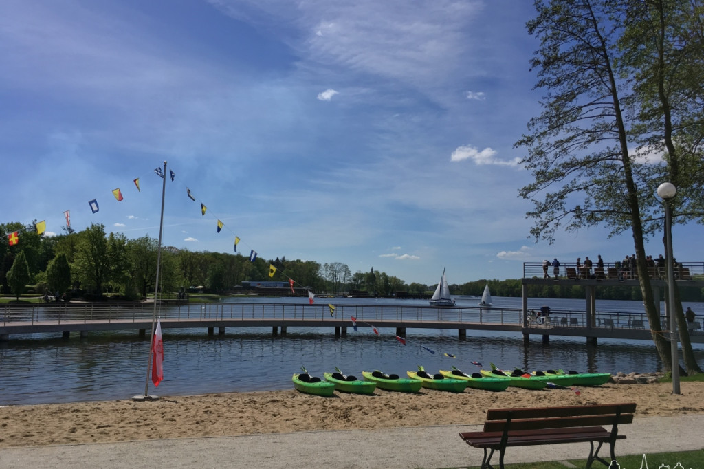 Szczecinek. Majówka przed Zamkiem. Nowy sezon wodniacki, nowy pomost i wiele atrakcji [WIDEO]