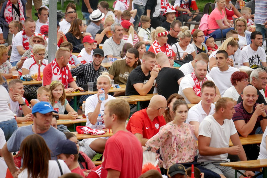 Strefa Kibica w Szczecinku. Mecz Polska - Senegal