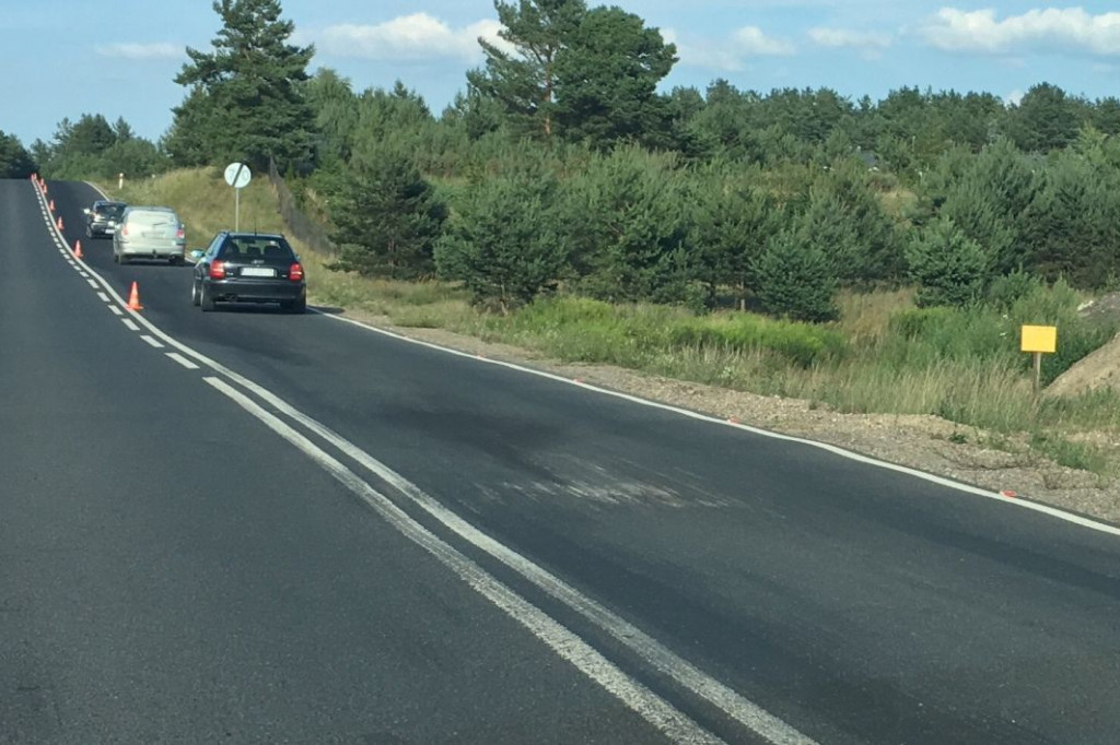 Niebezpieczny odcinek DW-172 znajduje się na prostym odcinku małej obwodnicy Szczecinka na wysokości Sójczego Wzgórza
