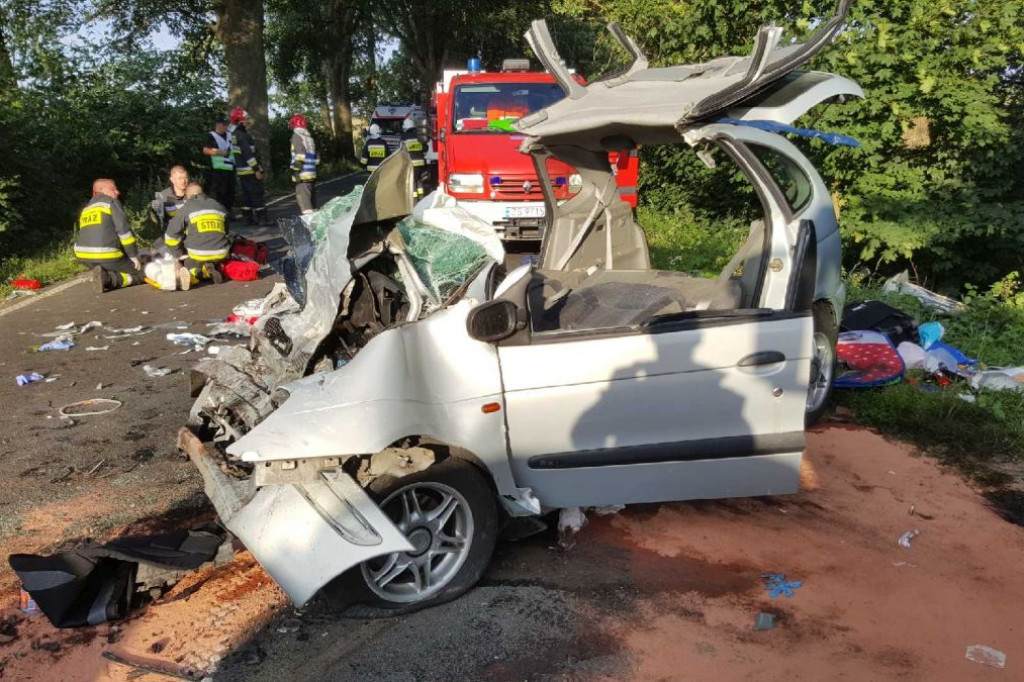 Groźny wypadek pod Barwicami. Są ciężko ranni