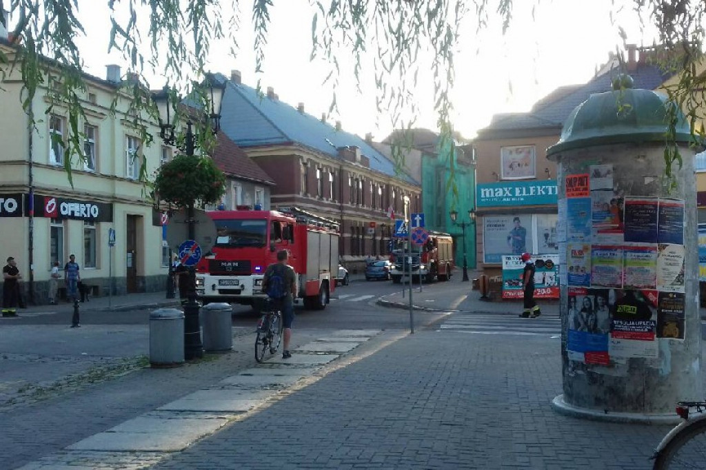 Alarm pożarowy w Arii postawił strażaków na nogi /fot. J. Łosek
