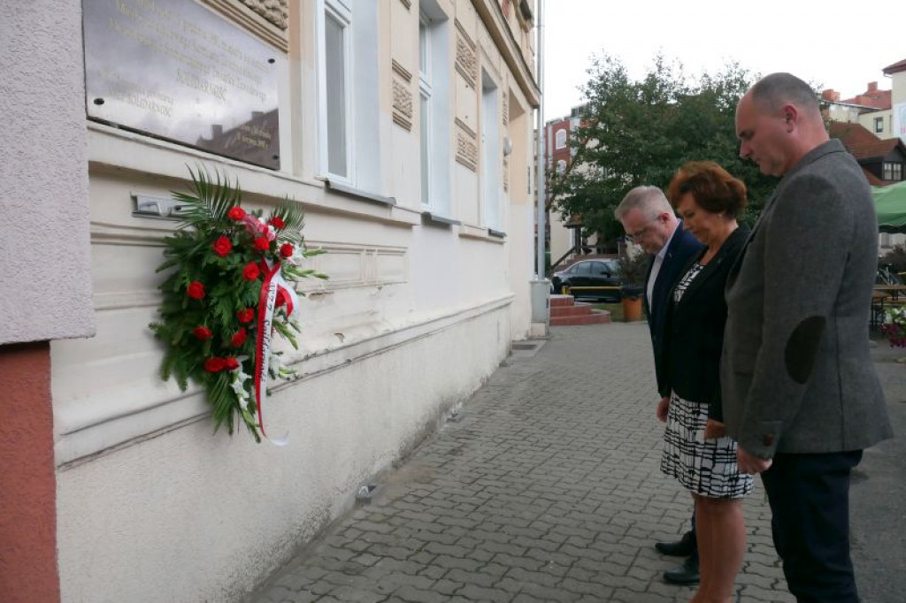 38 lat temu podpisano Porozumienia Sierpniowe. Dziś obchodzimy Dzień Solidarności i Wolności [WIDEO]