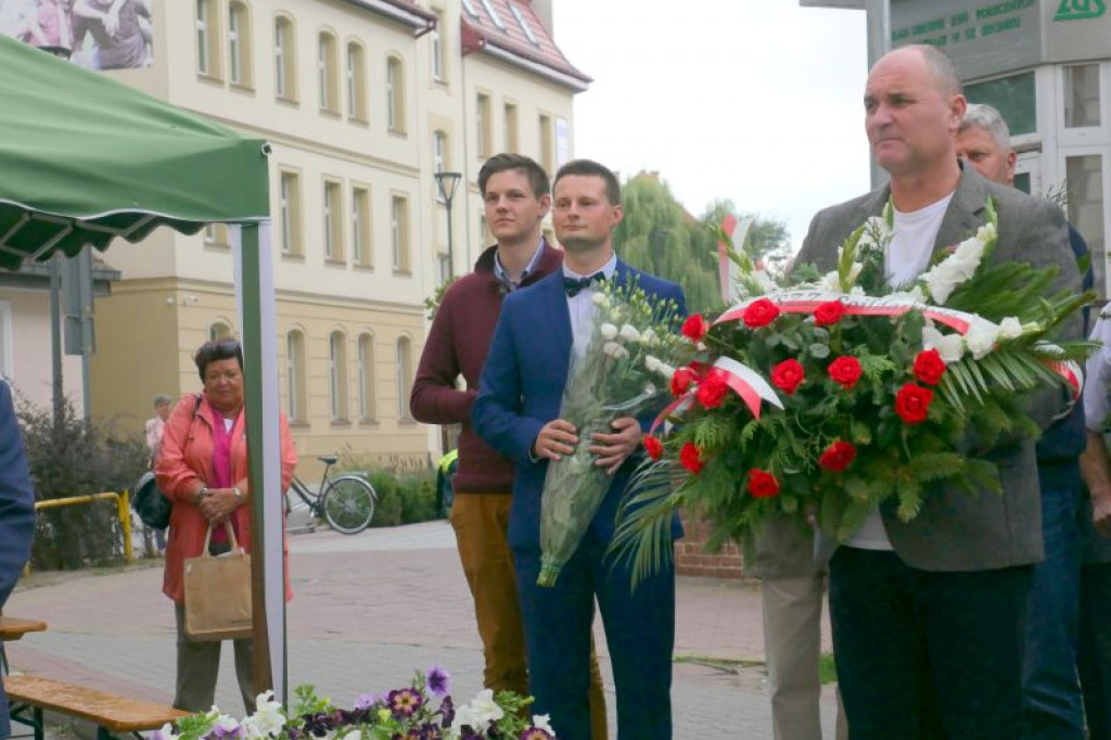38 lat temu podpisano Porozumienia Sierpniowe. Dziś obchodzimy Dzień Solidarności i Wolności [WIDEO]