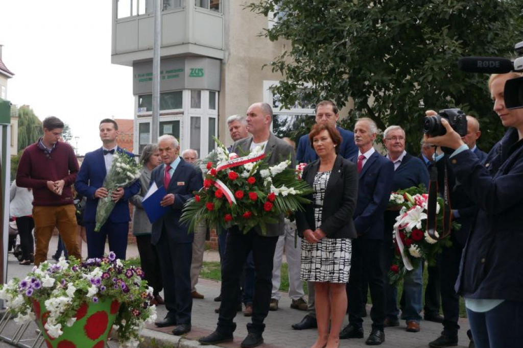 38 lat temu podpisano Porozumienia Sierpniowe. Dziś obchodzimy Dzień Solidarności i Wolności [WIDEO]