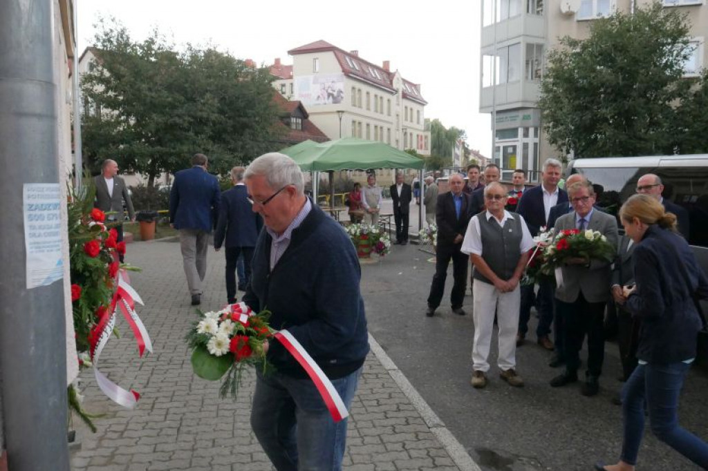 38 lat temu podpisano Porozumienia Sierpniowe. Dziś obchodzimy Dzień Solidarności i Wolności [WIDEO]