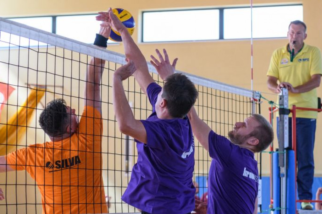 Turniej Krono Cup w piłkę siatkową