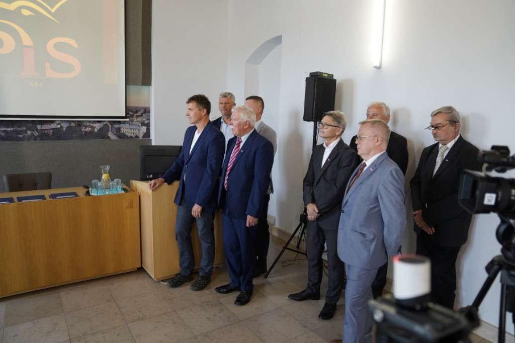 W Szczecinku PiS, Razem dla Szczecinka i NSZZ Solidarność idą razem do wyborów