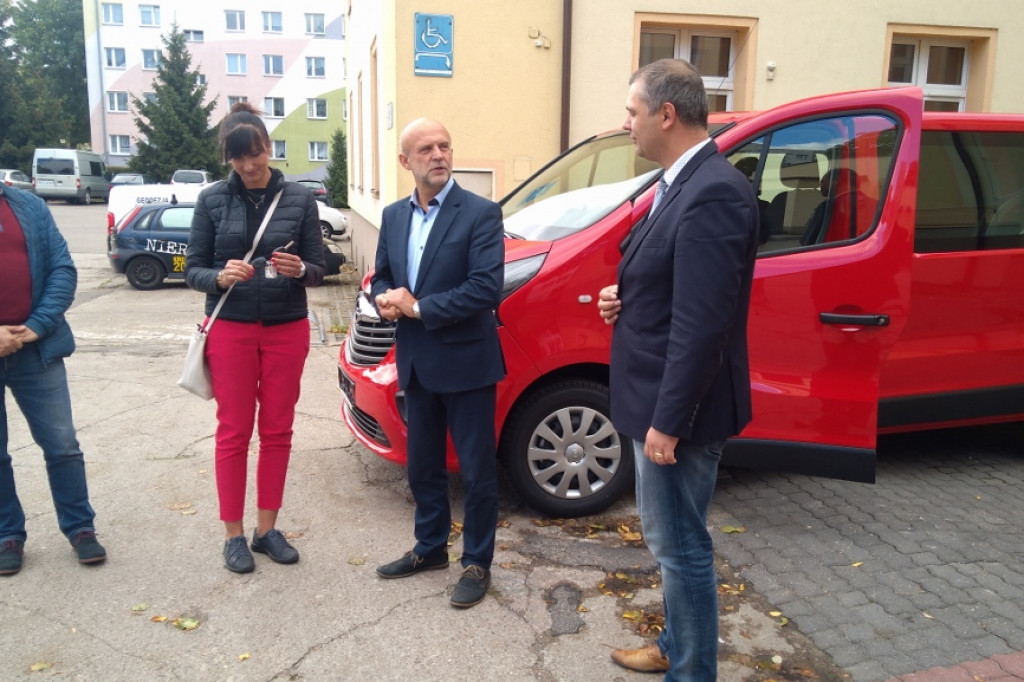 Opel Vivaro dla Zespołu Szkół Technicznych