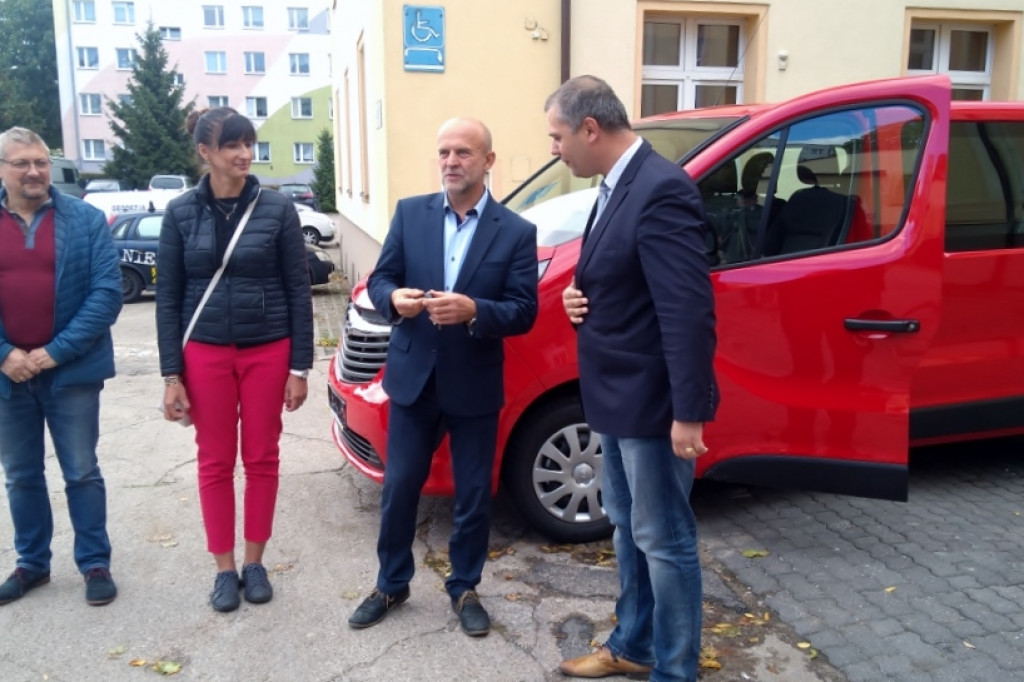 Opel Vivaro dla Zespołu Szkół Technicznych