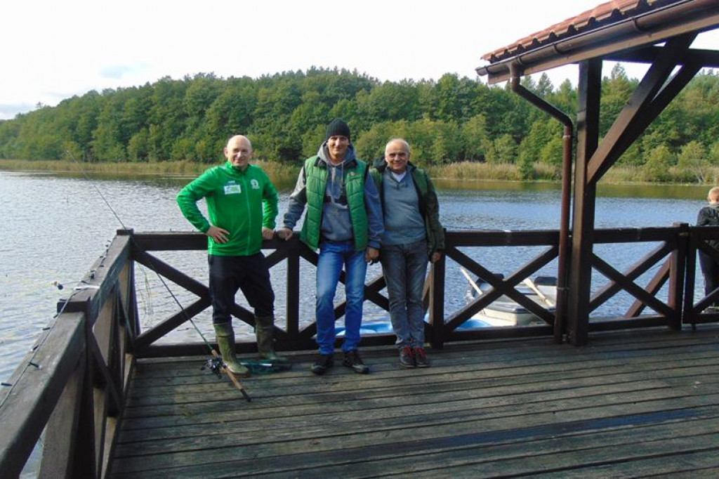 Zawody wędkarskie o Puchar Burmistrza Barwic - Luboradza
