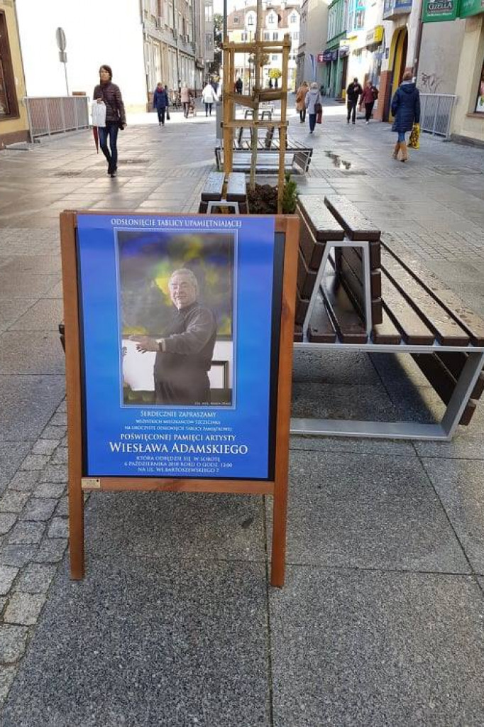 Wiesław Adamski - odsłonięcie pamiątkowej tablicy