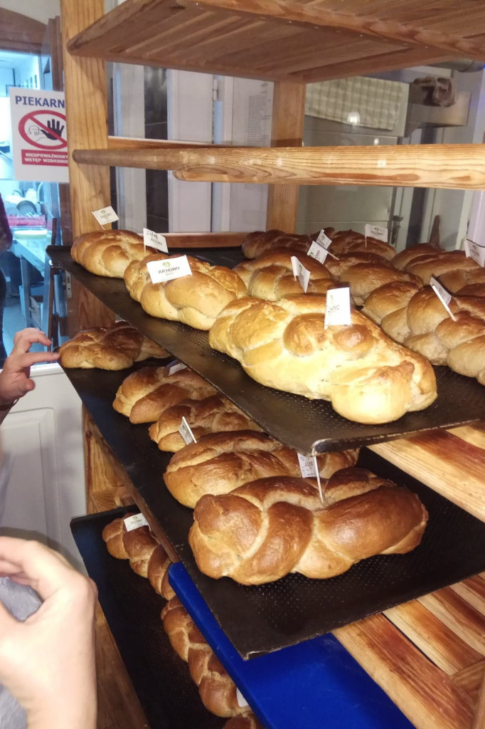 Klub Na Obcasach - Wypiek chałek - Juchowo EkoFarm