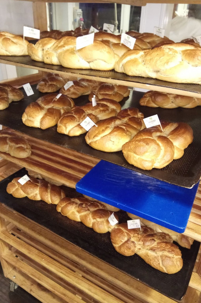 Klub Na Obcasach - Wypiek chałek - Juchowo EkoFarm