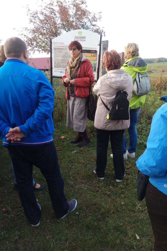 Klub Na Obcasach - Wypiek chałek - Juchowo EkoFarm