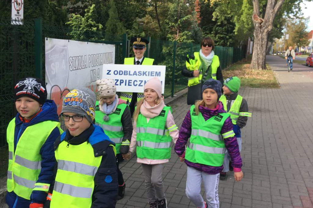 Z odblaskami bezpieczniej - Akcja straży miejskiej
