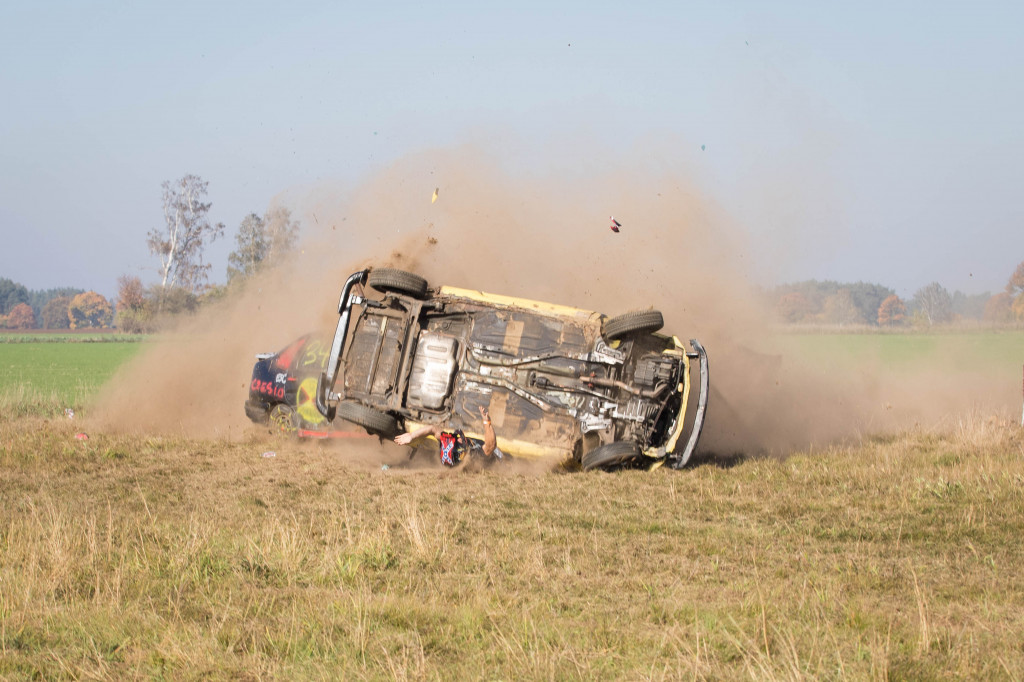 Wypadek Destruction Derby na zakończenie sezonu