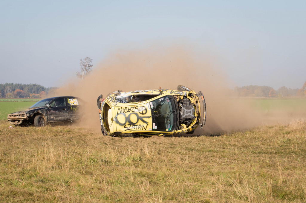Wypadek Destruction Derby na zakończenie sezonu