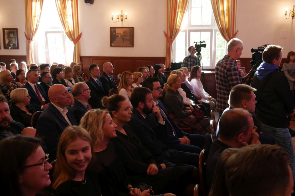 Dzień Nauczyciela w I LO im. Księżnej Elżbiety w Szczecinku