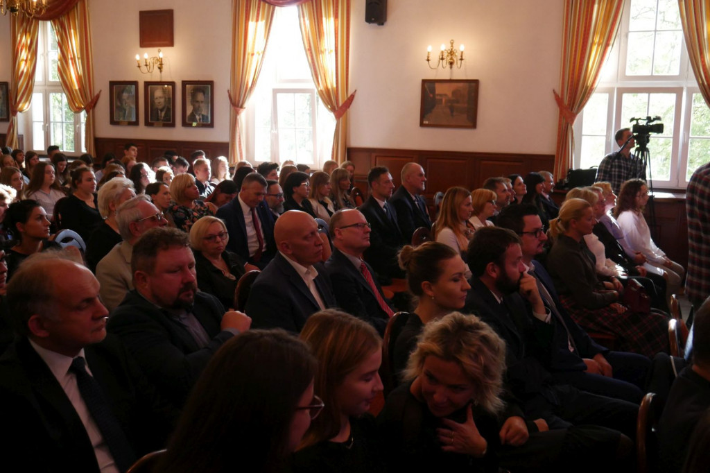 Dzień Nauczyciela w I LO im. Księżnej Elżbiety w Szczecinku