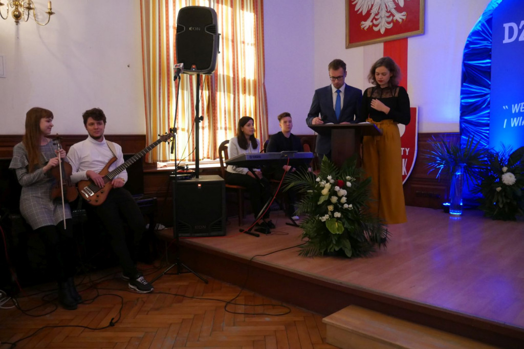 Dzień Nauczyciela w I LO im. Księżnej Elżbiety w Szczecinku