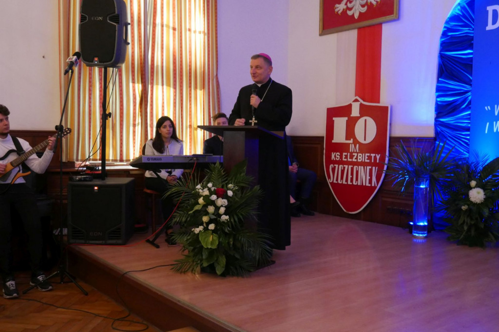 Dzień Nauczyciela w I LO im. Księżnej Elżbiety w Szczecinku