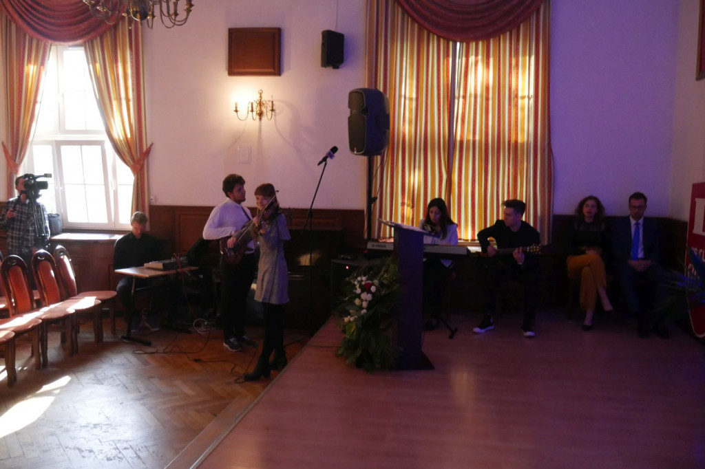 Dzień Nauczyciela w I LO im. Księżnej Elżbiety w Szczecinku