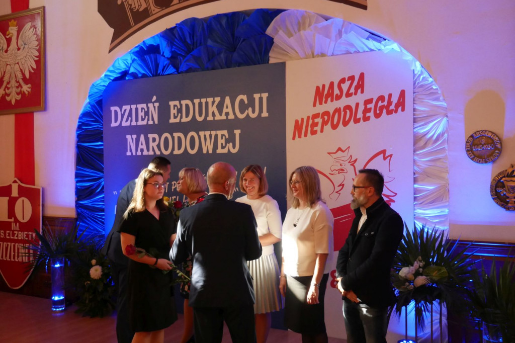 Dzień Nauczyciela w I LO im. Księżnej Elżbiety w Szczecinku