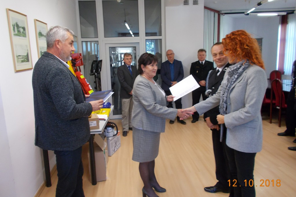 Nowy sprzęt dla borneńskich strażaków