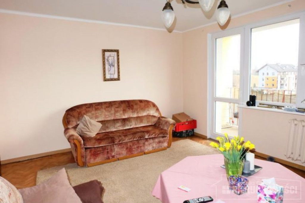 4-POKOJOWE MIESZKANIE Z LOGGIĄ I GARAŻEM BLISKO CENTRUM MIASTA! SPOKOJNA OKOLICA