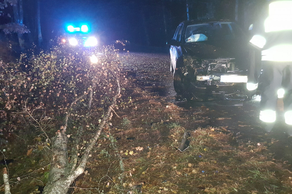 Efekty wichury w Szczecinku i w regionie - wichury w Polsce, połamane drzewa, podtopienia.