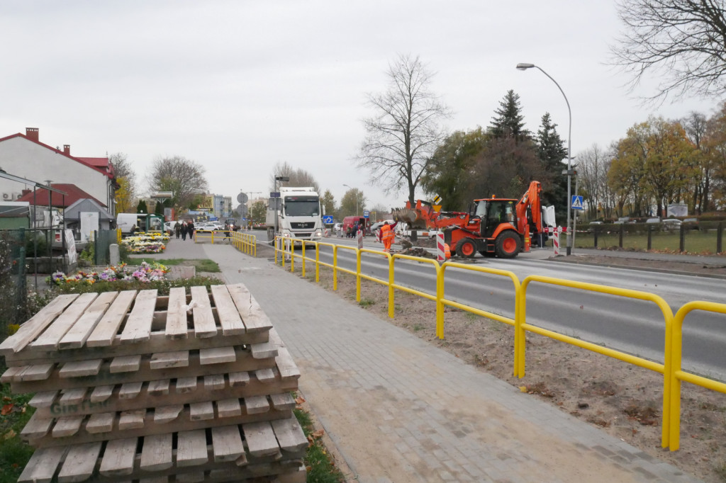 Cmentarz Szczecinek ciepły październik 2018