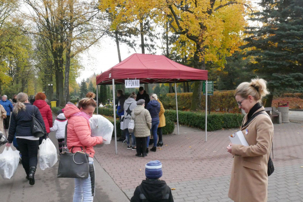 Cmentarz 1 listopada 2018 Szczecinek