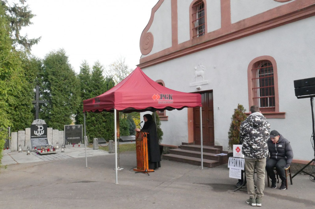Cmentarz 1 listopada 2018 Szczecinek