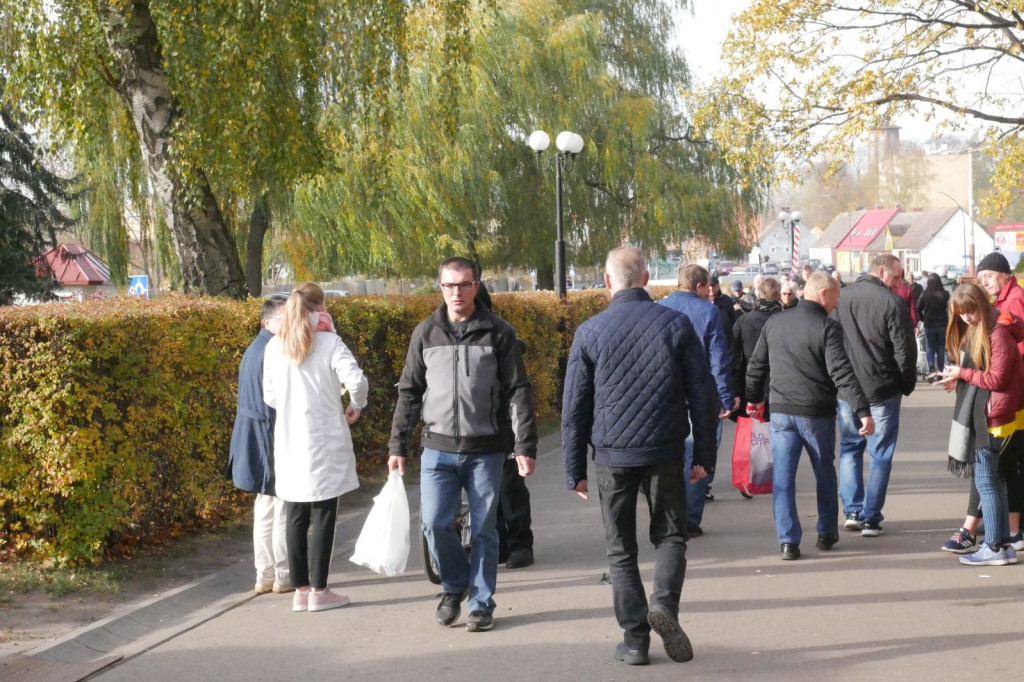 Cmentarz 1 listopada 2018 Szczecinek