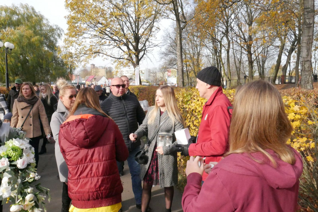 Cmentarz 1 listopada 2018 Szczecinek