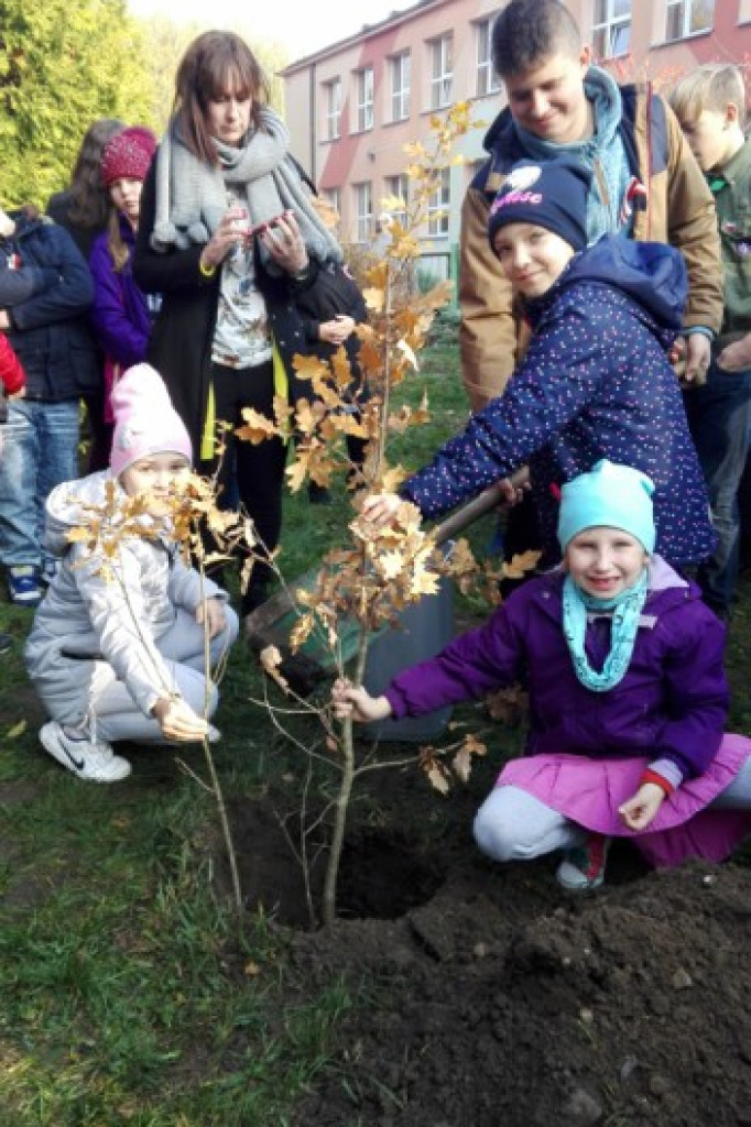 Kapsuła czasu odleciała na 20 lat!