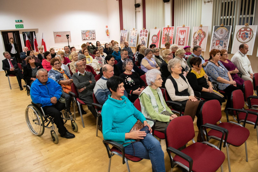 Borneńska wieczornica