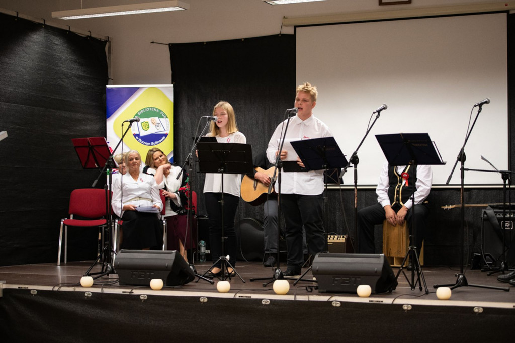 Borneńska wieczornica